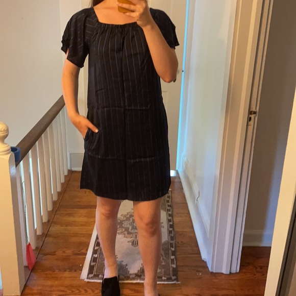 Banana Republic Off-the-shoulder Navy Blue Stripped Dress - Picture 6 of 10